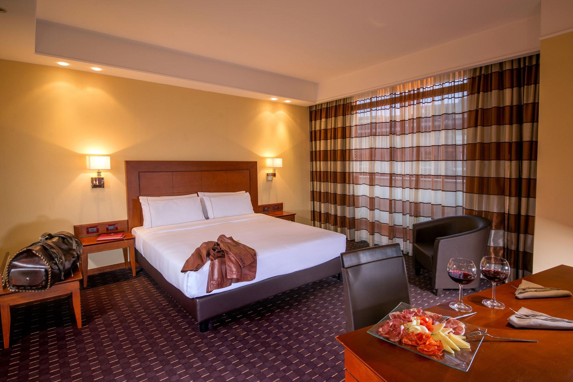 Hotel Capannelle Roma Exterior photo