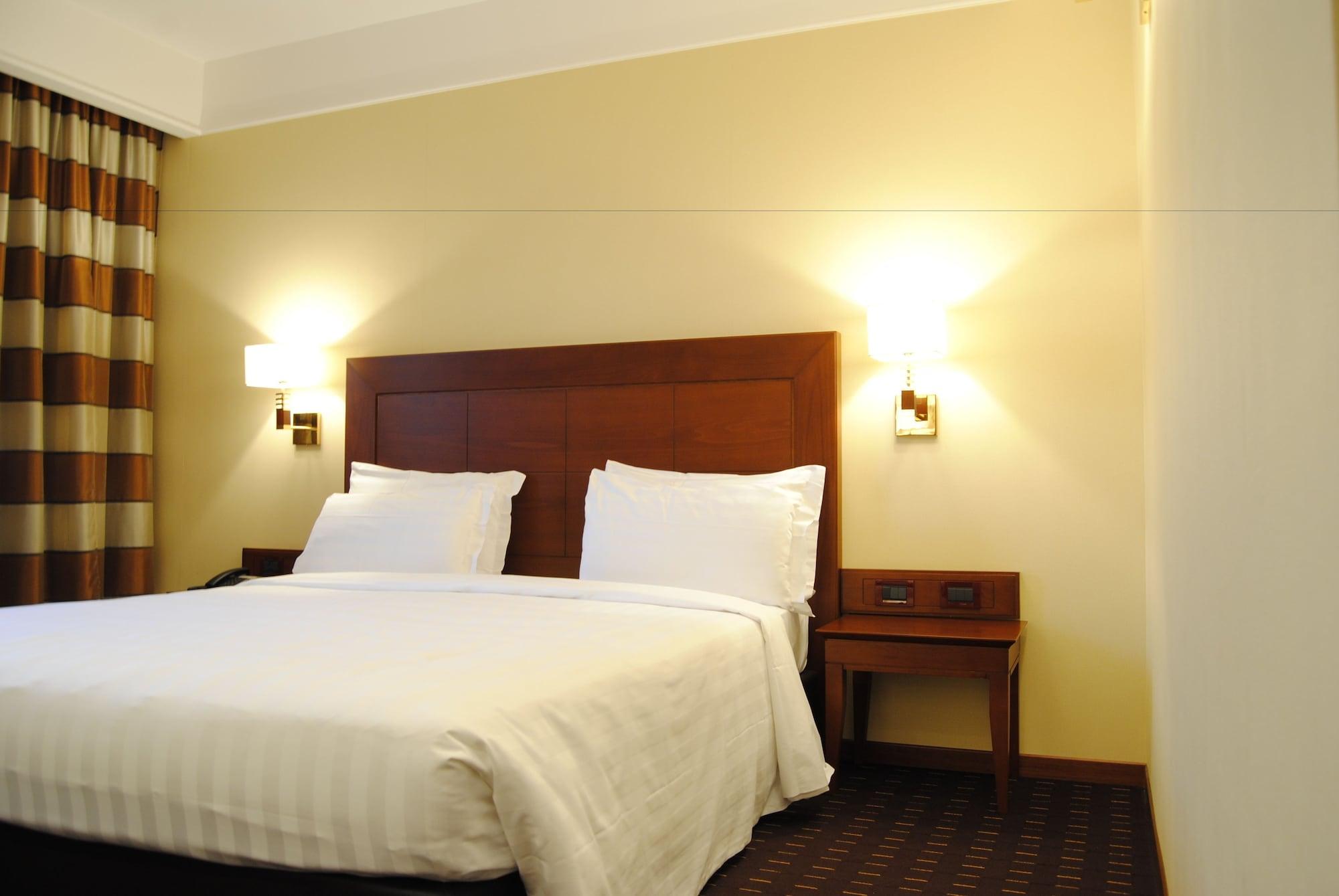 Hotel Capannelle Roma Exterior photo