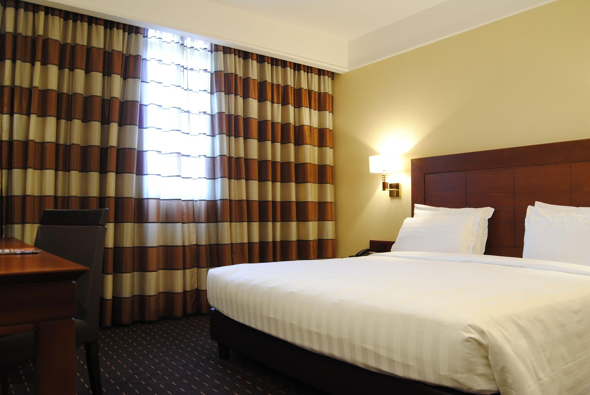 Hotel Capannelle Roma Exterior photo